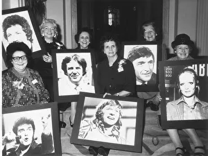Some Mothers do Have them Left to right Margaret Jewry mother of Alvin Stardust Freda Some Mothers do Have them Left to right Margaret Jewry mother of Alvin Stardust Freda
