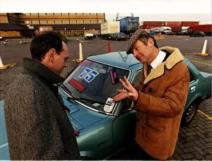 Images Dated 5th December 1992: Motors Second Hand a salesman selling a used car to a customer