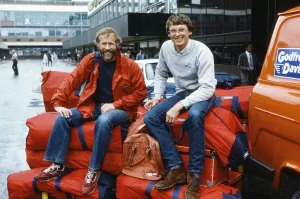 Mountaineers Chris Bonington and Alan Rouse leaving LAP for a Himalayan expedition Mountaineers Chris Bonington and Alan Rouse leaving LAP for a Himalayan expedition