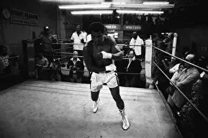 Images Dated 23rd September 1976: Muhammad Ali training ahead of his third fight with Ken Norton. 23rd September 1976