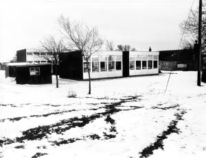 Netherton School pictured in the snow of January 1986. 08/01/86 Netherton School pictured in the snow of January 1986. 08/01/86