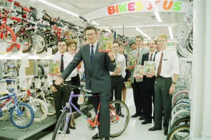 New Toys R Us Shop to open at Teesside Shopping Park, Sandown Way, Stockton on Tees New Toys R Us Shop to open at Teesside Shopping Park, Sandown Way, Stockton on Tees