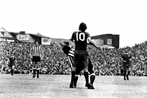 Images Dated 21st August 1971: Newcastle United v Liverpool at St Jamess Park, 21 / 08 / 1971. Bob Moncur