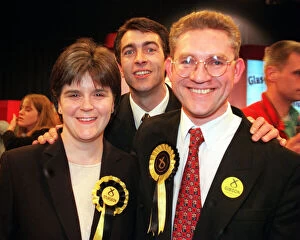 Images Dated 6th May 1999: Nicola Sturgeon Kenny Gibson and Jim Byrne May 1999 of the SNP in Scotland
