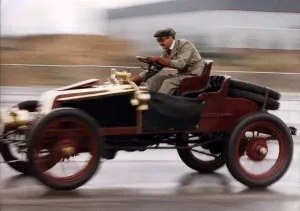 Nigel Mansell Formula One racing driver races in 1902 Renault. July 1992 Nigel Mansell Formula One racing driver races in 1902 Renault. July 1992