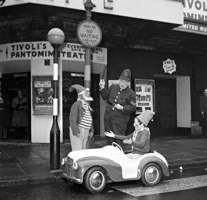 Noddy outside Princess Theatre in London December 1957 Noddy outside Princess Theatre in London December 1957