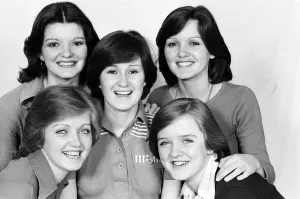 The Nolan sisters, Anne, Denise, Maureen, Linda and Bernadette. 16th May 1977 The Nolan sisters, Anne, Denise, Maureen, Linda and Bernadette. 16th May 1977