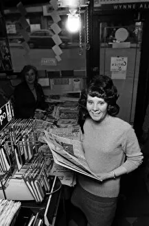Images Dated 25th February 1972: Oldbury Newsagent, able to beat blackout and stay open by using a gas lamp, Birmingham