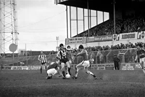 Images Dated 28th February 1981: Oldham 0 v. Newcastle 0. Division Two Football. February 1981 MF01-36-018