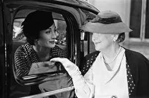 Olivia De Havilland and Jane Seymour as Wallis Simpson on the set of " Olivia De Havilland and Jane Seymour as Wallis Simpson on the set of "
