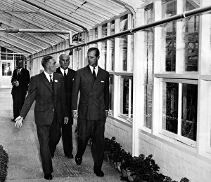 After opening the new laboratory building at the National Vegetable Research Station After opening the new laboratory building at the National Vegetable Research Station