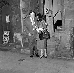 Orson Welles marries Paola Mori at Caxton Hall at 8.30am. 8th May 1955 Orson Welles marries Paola Mori at Caxton Hall at 8.30am. 8th May 1955