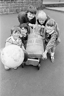 Packing off food for Africa are Linthwaite Church Junior and Infants' Packing off food for Africa are Linthwaite Church Junior and Infants'