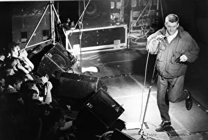 Paul Heaton lead singer of the Housemartins playing to packed house at Hull City Hall Paul Heaton lead singer of the Housemartins playing to packed house at Hull City Hall