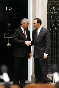 Paul Keating Australian Prime Minister shakes hands with British Prime Minister John Paul Keating Australian Prime Minister shakes hands with British Prime Minister John