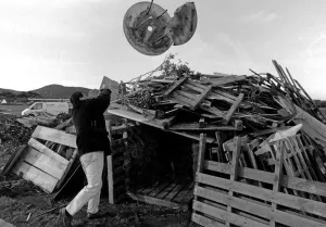 Paul Roberts of Abergele Round Table building a bonfire. 9th November 1995 Paul Roberts of Abergele Round Table building a bonfire. 9th November 1995