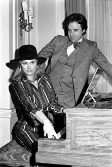 Peter Bogdanovitch and his fiance Cybill Shepherd (actress) at Claridges Hotel Peter Bogdanovitch and his fiance Cybill Shepherd (actress) at Claridges Hotel