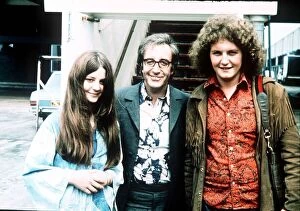 Images Dated 8th June 1971: Peter Sellers actor and director with son Michael and daughter Sarah at London Airport
