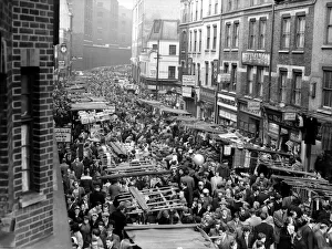 Petticoat Lane Market Day London December 1957 London Petticoat Petticoat Lane Market Day London December 1957 London Petticoat