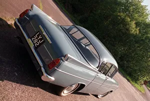 PIC SHOWS MIKE OROBCZUK WITH HIS VAUXHALL CRESTA...FOR ROAD RECORD PIC SHOWS MIKE OROBCZUK WITH HIS VAUXHALL CRESTA...FOR ROAD RECORD