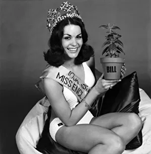 Plant: Unusual: Miss England Vicki Harris. March 1975 75-01591-002 Plant: Unusual: Miss England Vicki Harris. March 1975 75-01591-002