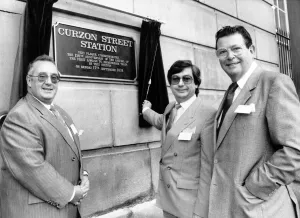 Plaque unveiling to mark the opening of Curzon Street Station Plaque unveiling to mark the opening of Curzon Street Station
