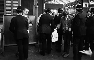 Policemen searching Skinheads at Brighton station 1981 Policemen searching Skinheads at Brighton station 1981