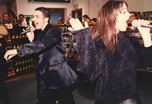 Images Dated 7th November 1995: Pop group Deuce perform at Virgin megastore on Northumberland Street
