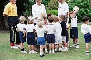 Images Dated 10th February 1994: Prince Charles pictured during a visit to Fendalton Primary School, Christchurch