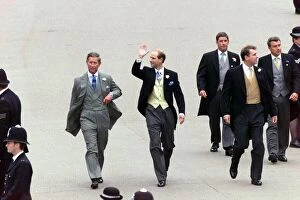 Images Dated 19th June 1999: Prince Edward arrives at his Royal Wedding June 1999 with Prince Charles