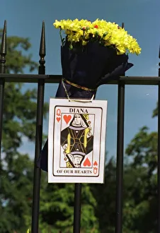 Princess Diana Death 31 August 1997 floral tributes at Kensington Palace London Princess Diana Death 31 August 1997 floral tributes at Kensington Palace London