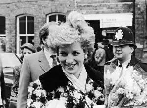 Images Dated 18th March 1987: Princess Diana, Princess of Wales seen here arriving at Middlesbrough Station during a