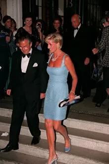 Images Dated 3rd June 1997: Princess Diana at the Royal Albert Hall to attend a gala performance of Derek Deane