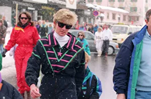 PRINCESS DIANA ON A SKIING HOLIDAY IN LECH, AUSTRIA - 07/04/1993 PRINCESS DIANA ON A SKIING HOLIDAY IN LECH, AUSTRIA - 07/04/1993