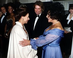 Images Dated 6th November 1991: Princess Margaret With Elizabeth Taylor and her seventh husband contruction worker