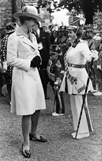 The Princess Royal meets Drum Majorette Sylvia Moran, of the Washington Grey' The Princess Royal meets Drum Majorette Sylvia Moran, of the Washington Grey'
