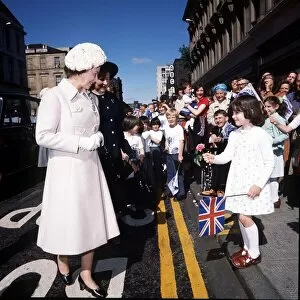 Images Dated 4th June 1979: Queen Elizabeth II, 4th June 1979 Golden Jubilee Flower Girl
