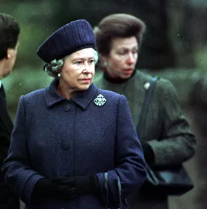 Queen Elizabeth II greets local residents and lays a wreath of flowers Queen Elizabeth II greets local residents and lays a wreath of flowers
