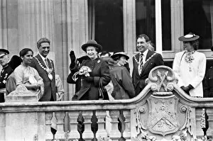 Images Dated 24th March 1988: Queen Elizabeth II at Leamington Spa Town Hall, Warwickshire. 24th March 1988
