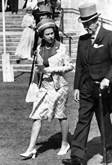 Images Dated 18th June 1974: Queen Elizabeth II at Royal Ascot. 18th June 1974