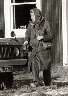 Images Dated 15th January 1979: Queen Elizabeth II at Sandringham in Norfolk Outdoor clothing holding cloth