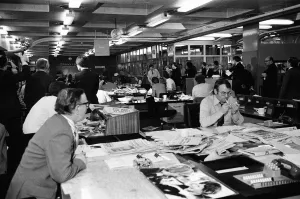 Queen Elizabeth II visiting the offices of the Daily Mirror Newspaper in Holborn, London Queen Elizabeth II visiting the offices of the Daily Mirror Newspaper in Holborn, London
