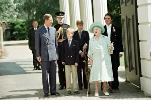 Images Dated 4th August 1995: Queen Elizabeth The Queen Mother celebrates her 95th birthday at Clarence House alongside