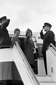 Images Dated 2nd March 1970: The Queen and Princess Anne, pictured at London Heathrow Airport, 2nd March 1970
