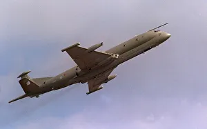 An RAF Nimrod aircraft in flight at the Wroughton Air show. August 1993 An RAF Nimrod aircraft in flight at the Wroughton Air show. August 1993