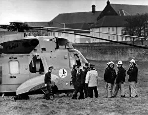 Images Dated 18th March 1982: A RAF search and rescue Sea King helicopter from RAF Boulmer lands at Richardson Road