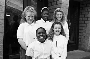 Rawthorpe the high school pupils Hayley Sweet, Emma Fleary, Louise O'Loughlin Rawthorpe the high school pupils Hayley Sweet, Emma Fleary, Louise O'Loughlin
