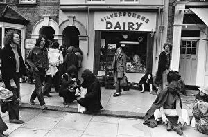 Images Dated 25th June 1971: Reading pop festival goers seen here stopping off at the Silverbourne Dairy