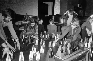 A recital for 100 metronomes staged in a London rehearsal room April 1975 75-1720-005 A recital for 100 metronomes staged in a London rehearsal room April 1975 75-1720-005