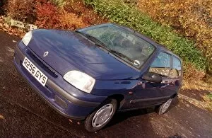 Images Dated 7th November 1998: RENAULT CLIO November 1998